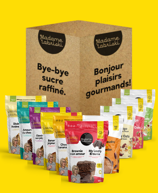 À l'achat de cette boîte santé, vous obtenez : 1 x Gruau Fruits rouges, 1 x Gruau Pommes, dattes et caramel, 1 x Gruau Raisins, dattes et amandes, 1 x Mélange à biscuits végane Divine Avoinette, 1 x Mélange à biscuits végane Classique aux pépites, 1 x Mélange à biscuits végane Amoureux du chocolat, 1 x Mélange à pain aux bananes Banane Joyeuse, 1 x Mélange à brownie moelleux Brownie mon amour!, 1 x Mélange à muffins Choco--bananaaah!, 1 x dattes en poudre.