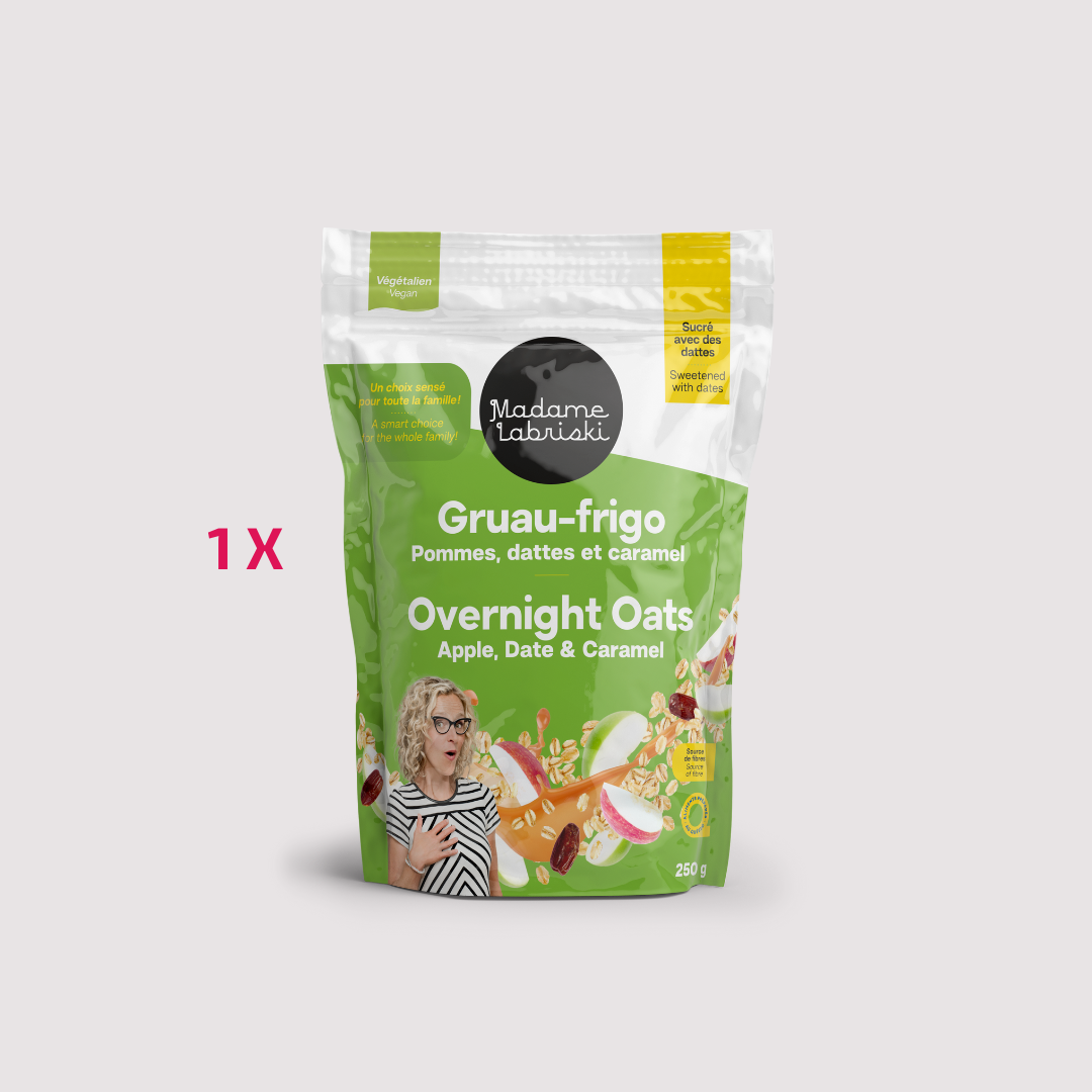 Gruau-frigo 3 x moins de sucre : Pommes, dattes et caramel. Préparation sans sucre raffiné ajouté et riche en fibres. Produit de l'épicerie santé en ligne de Madame Labriski. Disponible à l'unité.