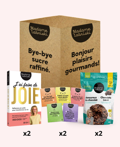 Cette boîte comprend 2 x le livre J'ai faim de joie, 2 x le lot de 5 lingettes écolo-inspirantes et 2 x le mélanges à biscuits santé Amoureux du chocolat.